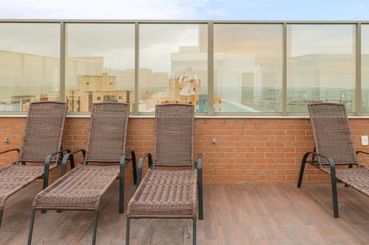 شقة فيلا فيلها  في Max134: Apartamento Novo E Lazer Completo 1 Quadra Do Mar المظهر الخارجي الصورة